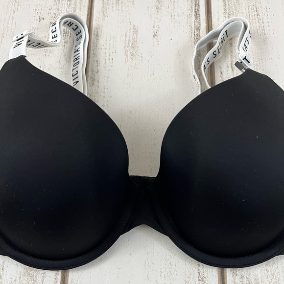 36C Victoria’s Secret T-Shirt Lightly Lined Demi Bra Black Logo Straps - Picture 4 of 7